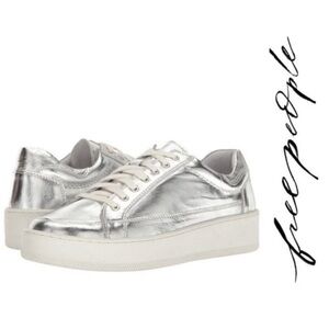 Free People Letterman silver metallic‎ Womens leather platform Shoes size 8.5